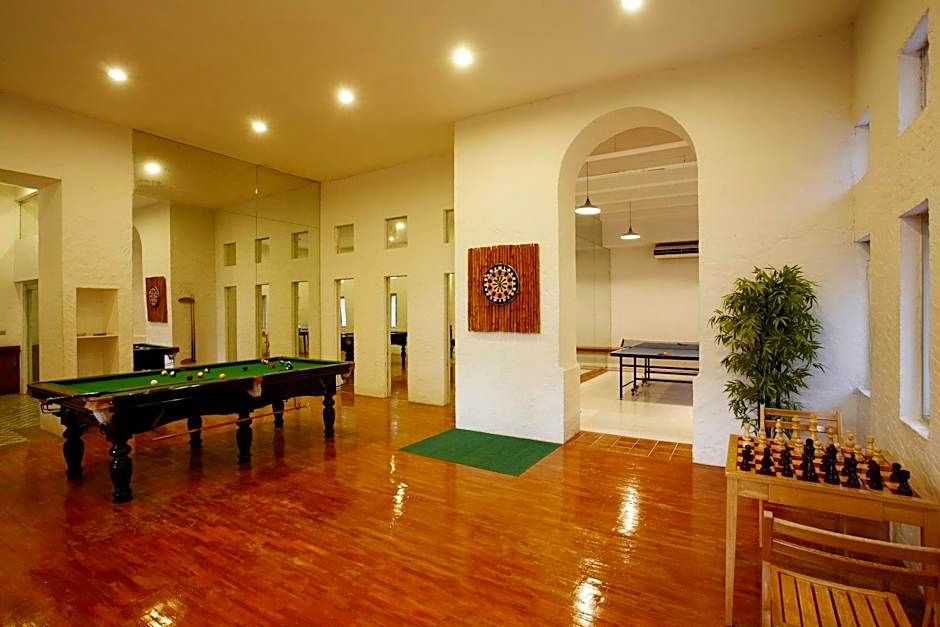 Waterfront Suites Phuket By Centara