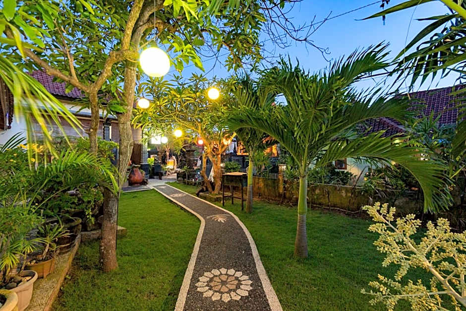 Taos House Lembongan By DeWizZ Management