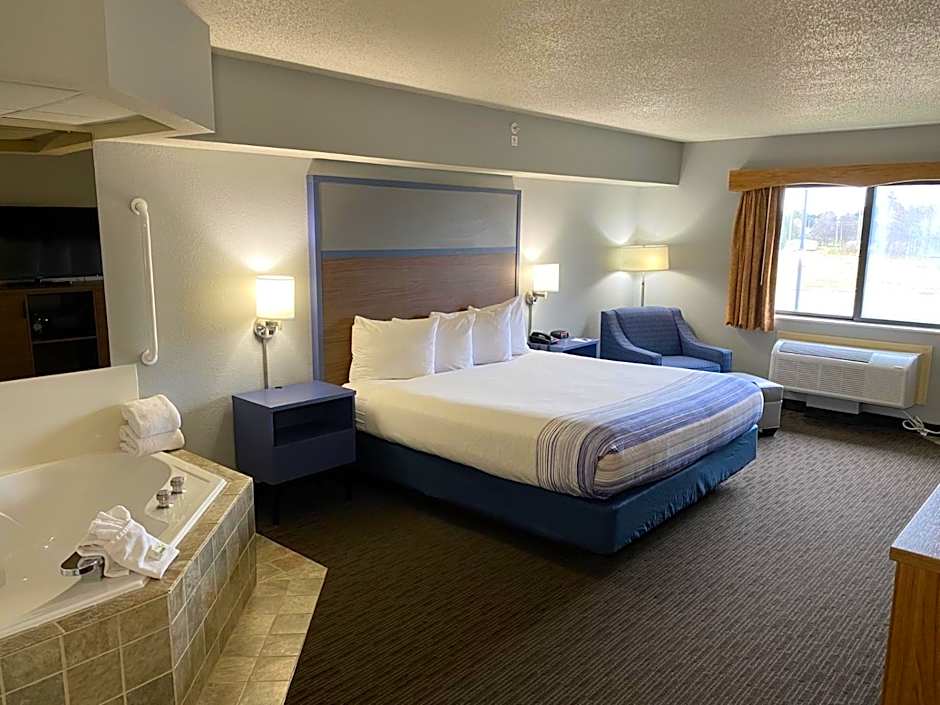 AmericInn by Wyndham Greenville