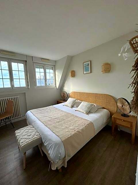 Hotel De La Mer - Blonville Sur Mer