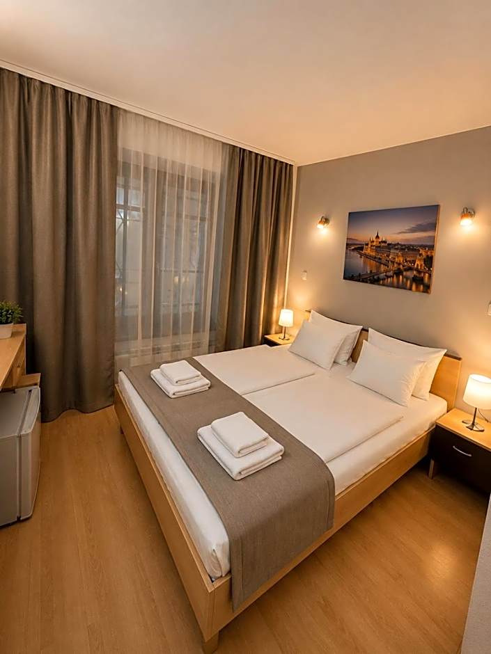 Esprit Hotel