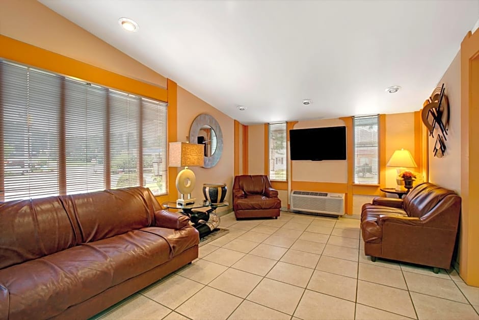 Knights Inn Greensburg