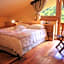 Shatush Hotel