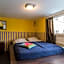 Baroque Hostel & Coworking