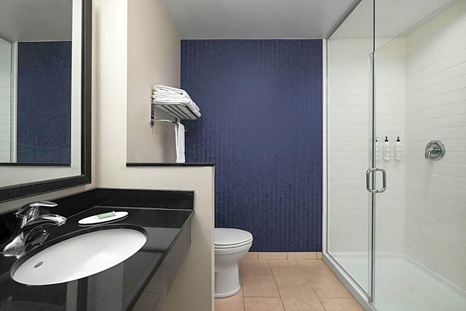 Fairfield Inn & Suites by Marriott Chincoteague Island Waterfront