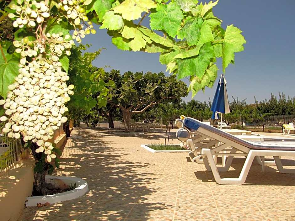 Paraschos Studios Kos