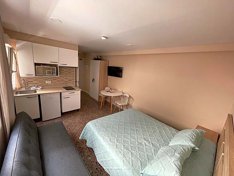 Apartamentos Pelicano