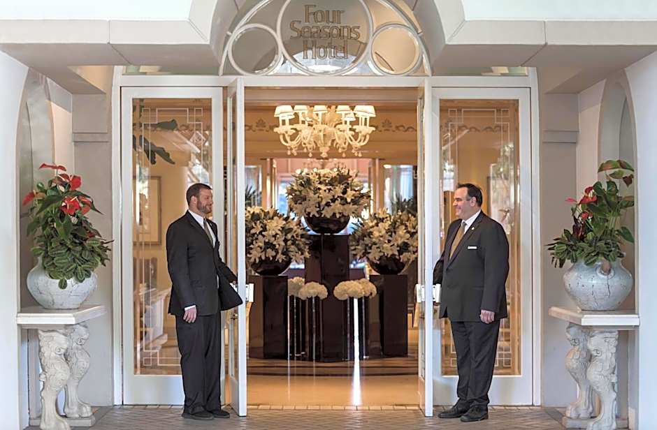 Four Seasons Hotel Los Angeles At Beverly Hills