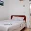 Urbanview Hotel Mine Residence Syariah