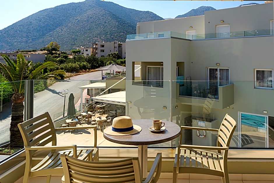 Blue Horizon Apartments