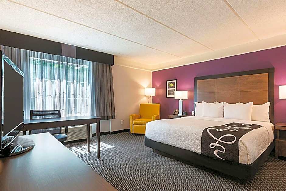 La Quinta Inn & Suites by Wyndham Atlanta Alpharetta