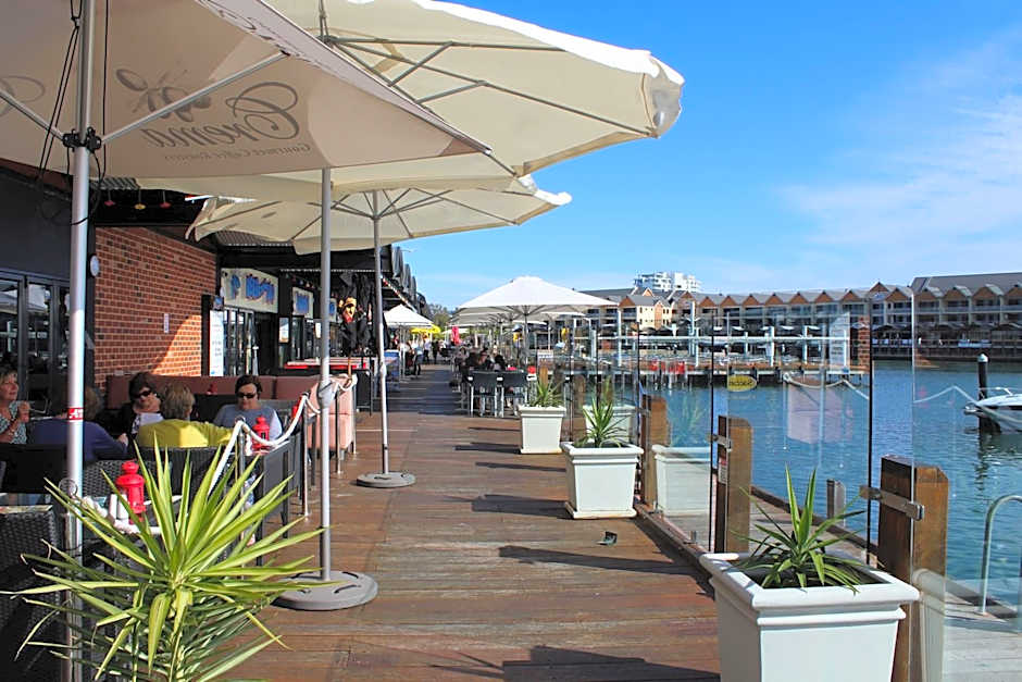 Mandurah Ocean Marina Chalets
