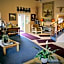 Rode Inn & Suites