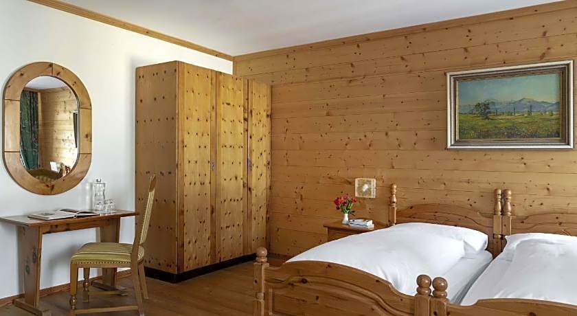 Hotel Bad Serneus