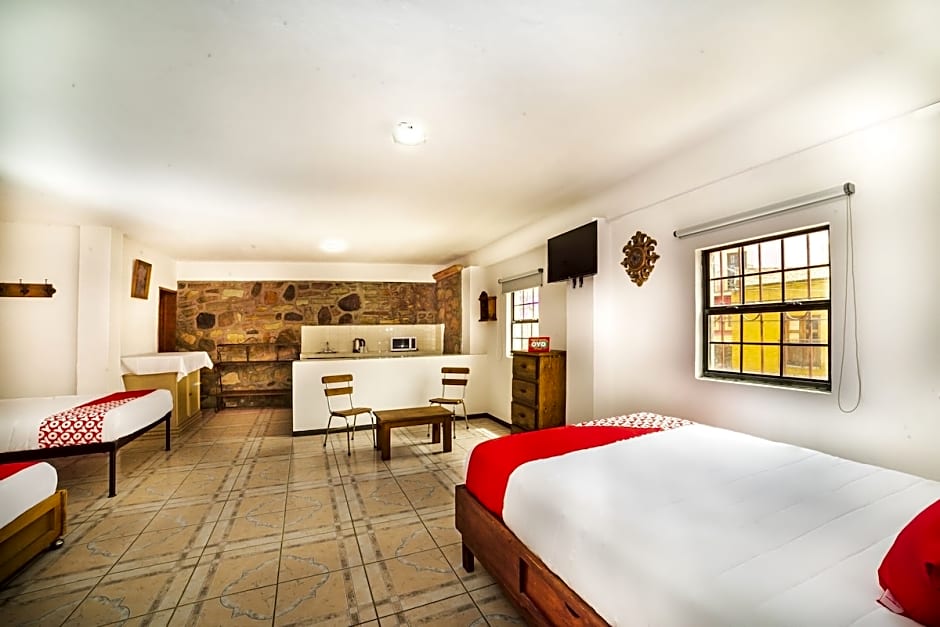 OYO Casa Banqueta Alta, Antigua Estación del Ferrocaril, Guanajuato Centro