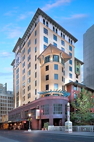 Hotel Valencia Riverwalk