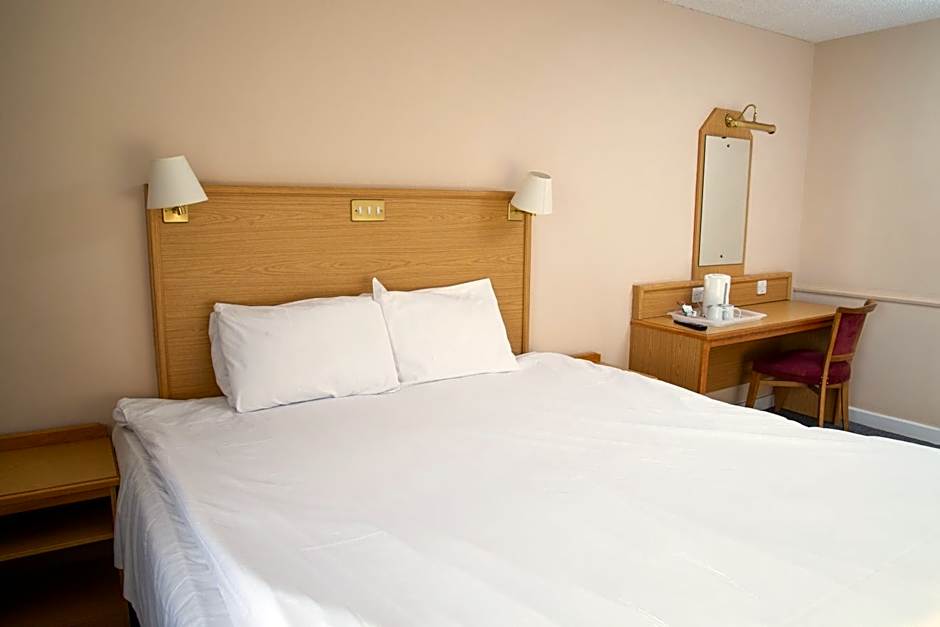 Royal Hotel, Bar & Grill