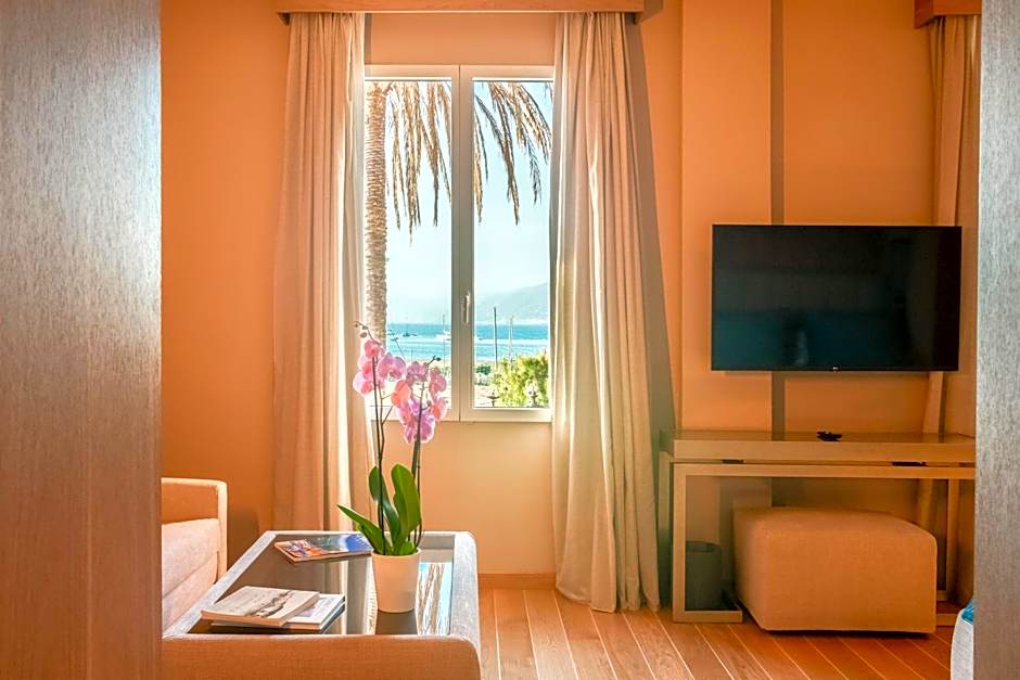 Miramare Suites