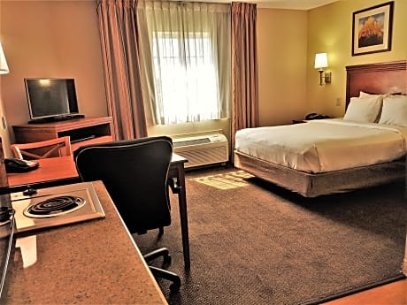 Suite Queen Size Bed