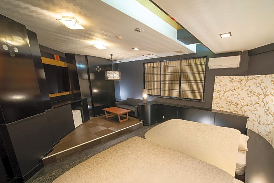 Royal Hotel Uohachi Bettei