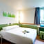 ibis Budget Courbevoie Paris La Defense