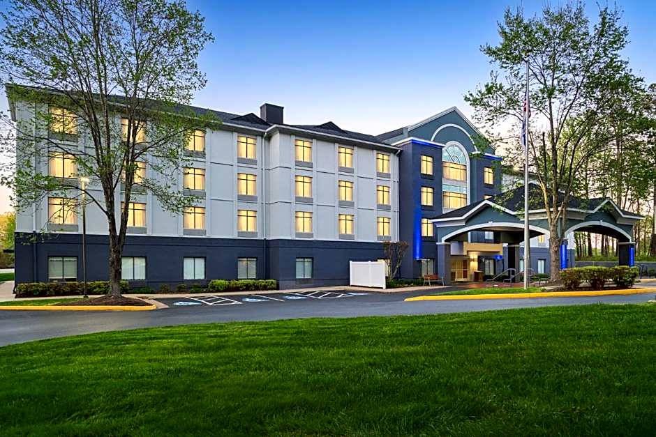 Holiday Inn Express Richmond-Brandermill-Hull Street By IHG