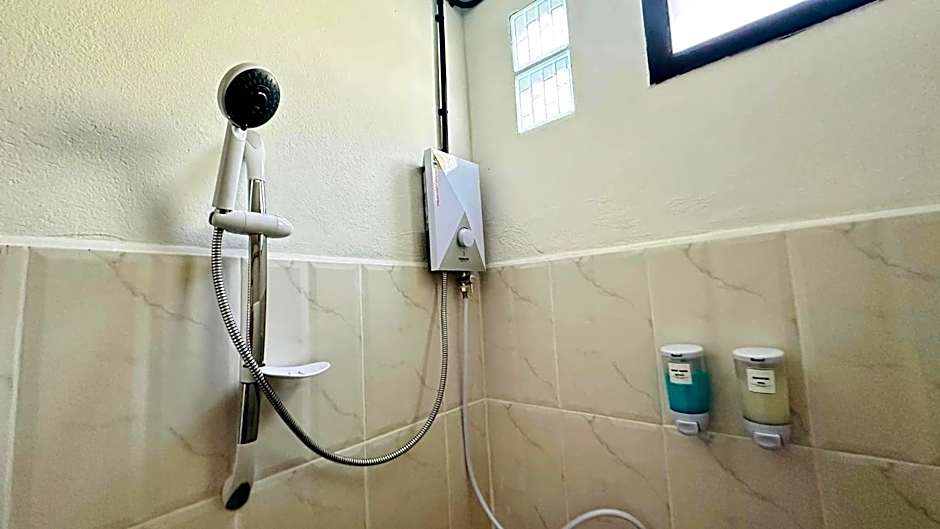 บ้านภทรพรรณ ขุนยวม แม่ฮ่องสอน PATARAPHAN HOUSE, Khunyuam, Maehongson, Thailand