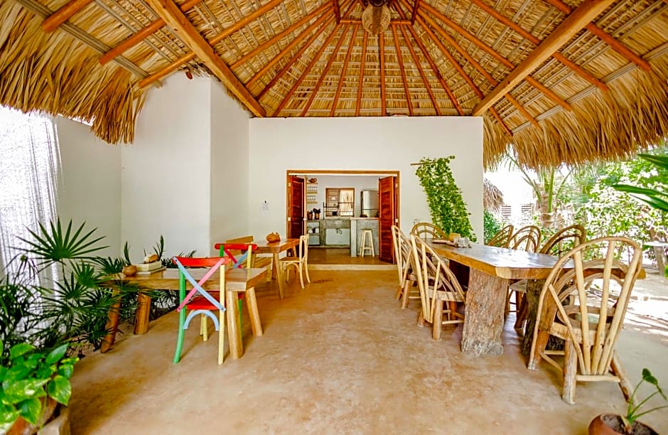 Casa Chula, caba¿as frente al mar