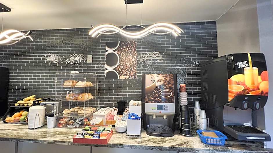 La Quinta Inn & Suites by Wyndham Sheboygan