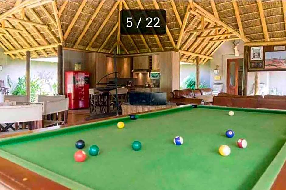 Zebula Golf and Wildlife Estate - Toktokkie Knocking Pax 20 - Moi Signature Luxury villa