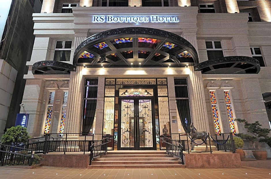 Golden Tulip RS Boutique Hotel