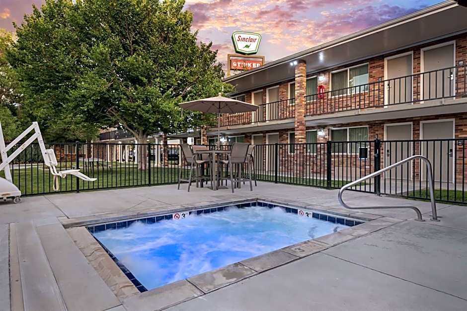 Best Western Plus Burley Inn & Convention Center
