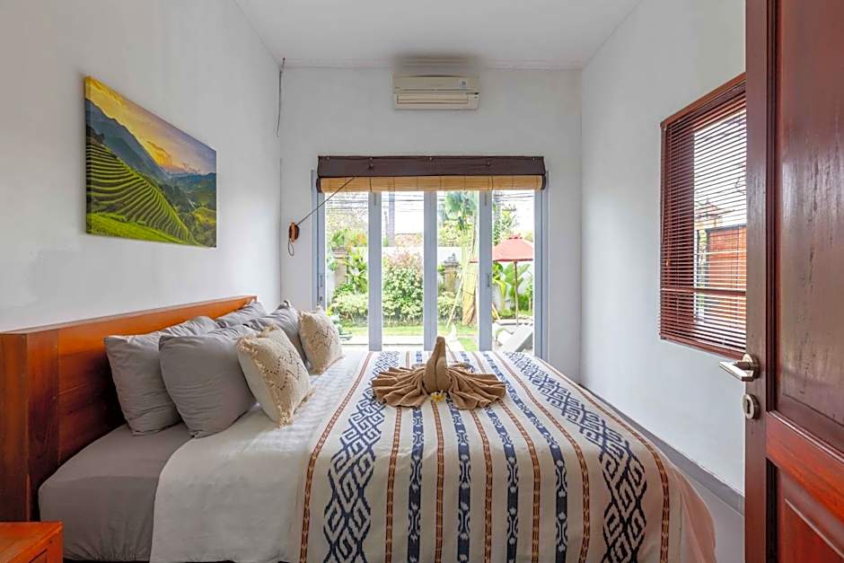 Villa Rosa - Spacious Oasis with Private Pool, close to Beach & Dining