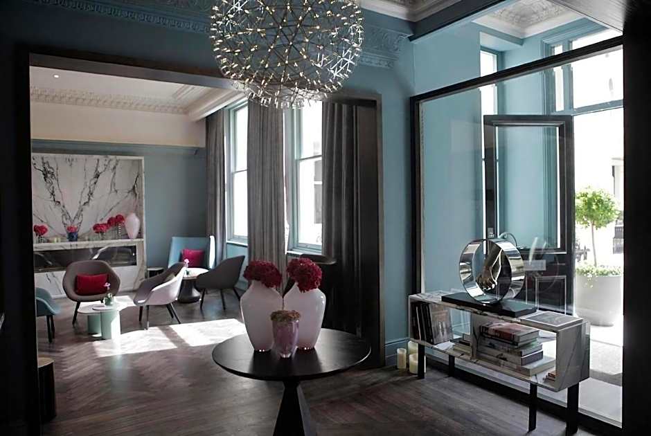 Signature Townhouse London Hyde Park