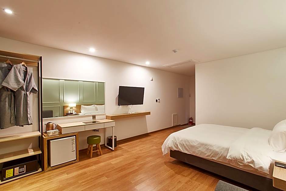 Hotel the maru