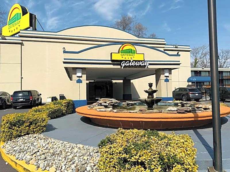 Gateway Hotel