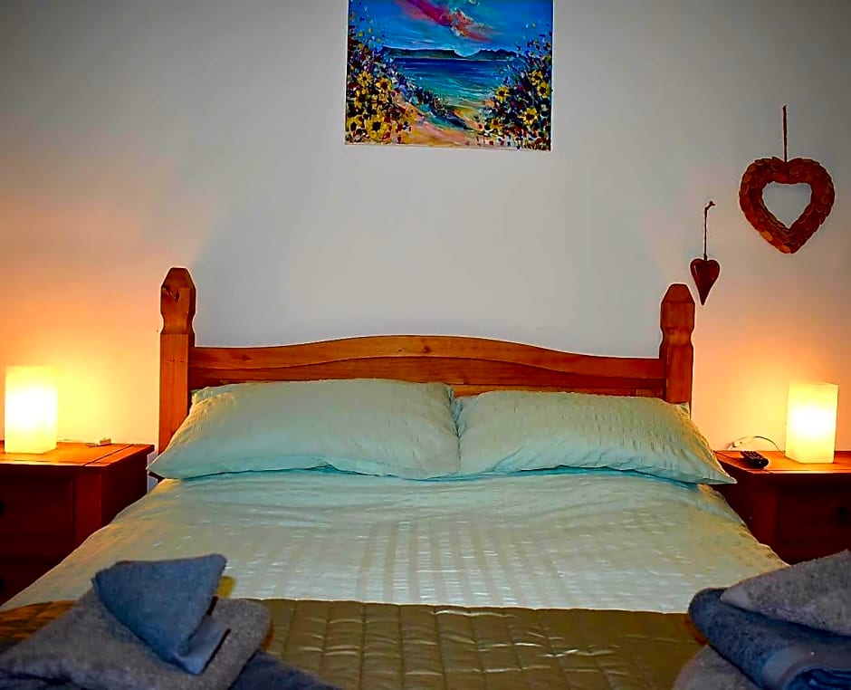 Lycia Rooms + – Inverness