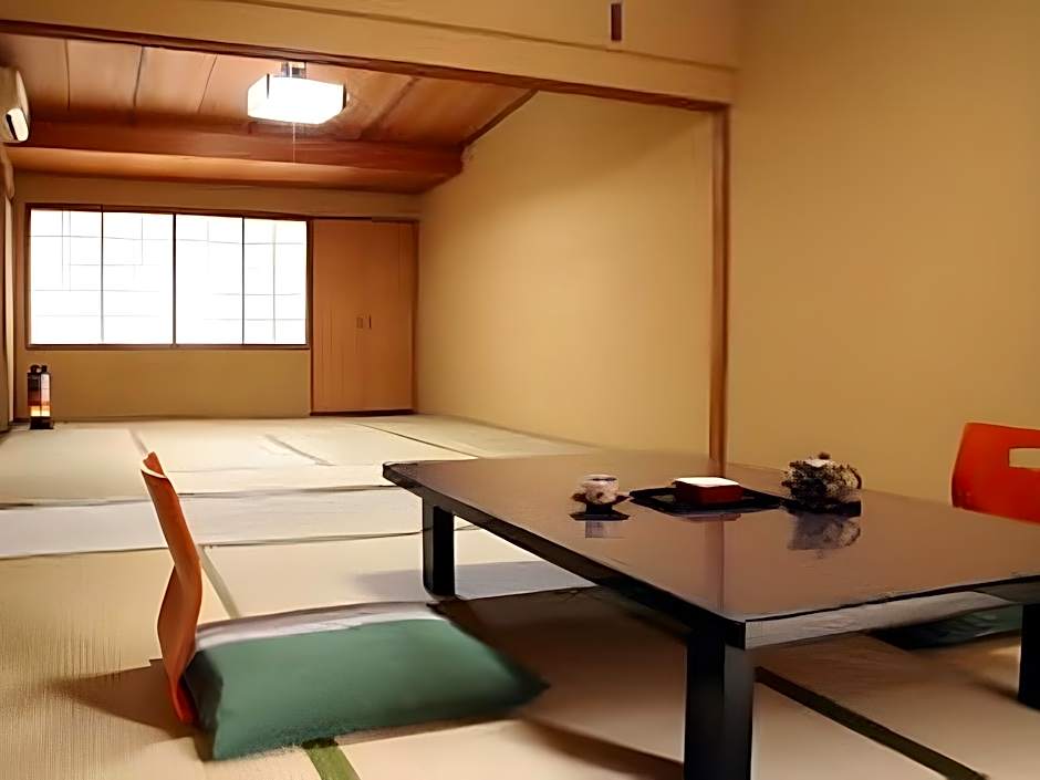 Kikunoya Ryokan