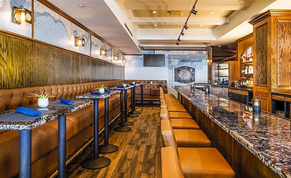 Madison Beach Hotel Curio Collection by Hilton