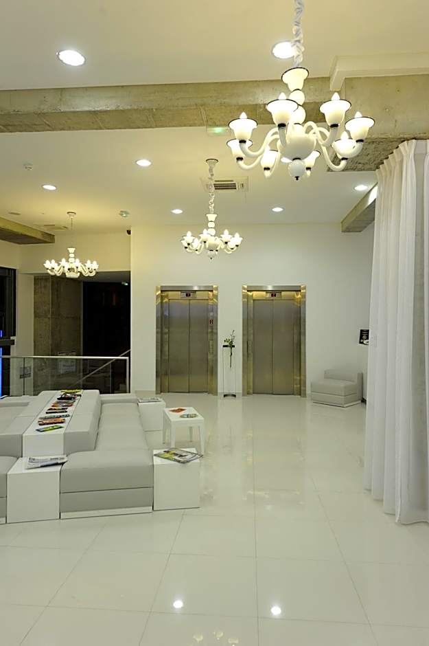 Kyriad Prestige Perpignan Centre Gare