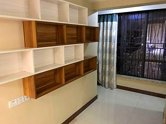 Yulou Jindian Apartment (Guangzhou Folk Finance Haizhu Square Subway Station Branch)
