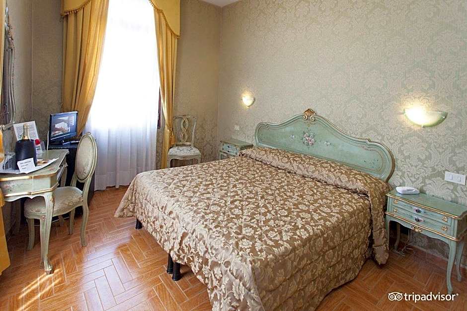 Hotel Canal & Walter