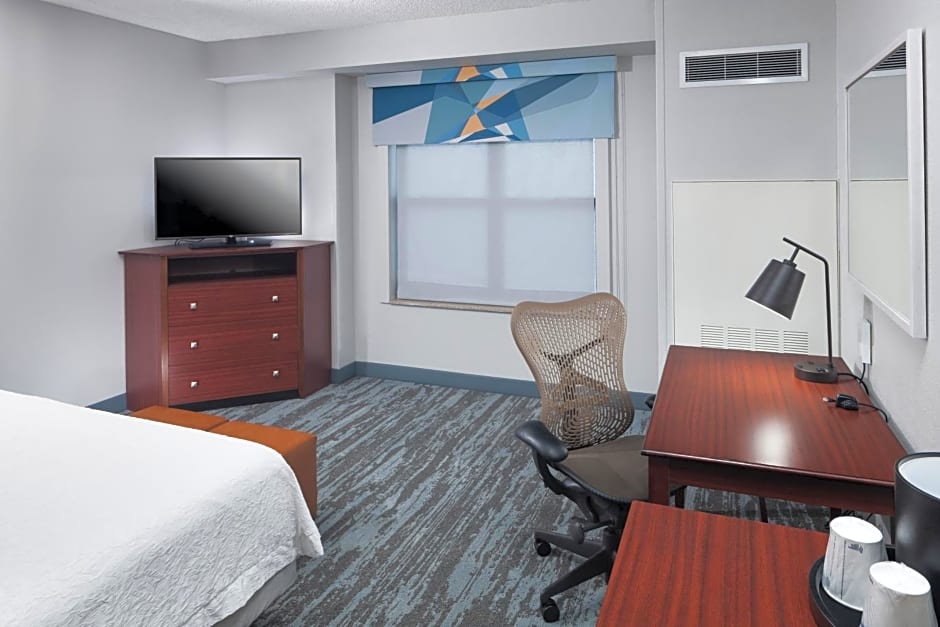 Hampton Inn & Suites Oklahoma City-Bricktown