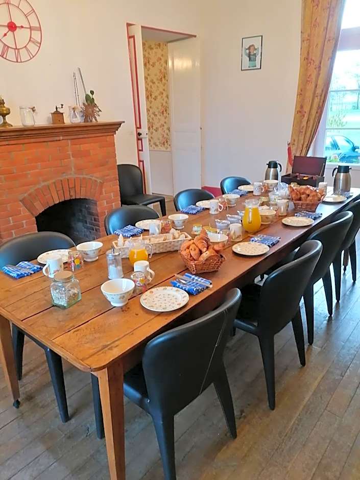 CHATEAU DE CHAVANNES