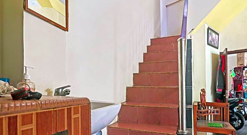 Hotel O Excellent Kost