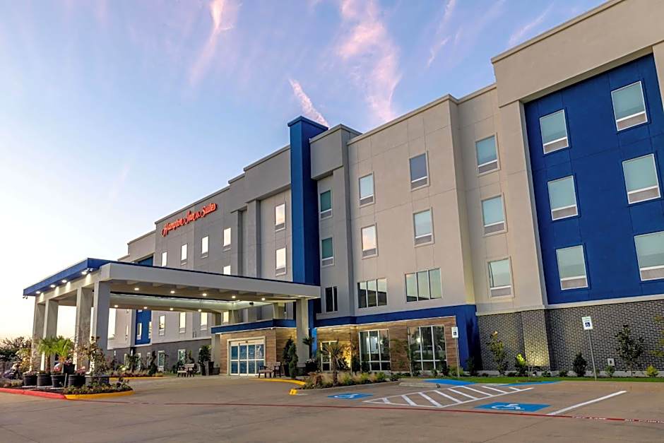 Hampton Inn By Hilton And Suites Cleburn