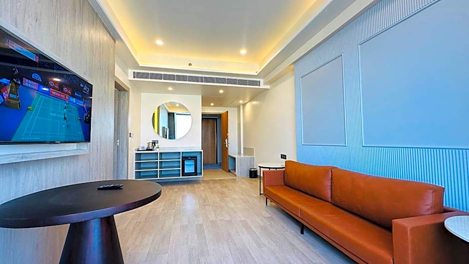 Photo 1 of 3 of Suite