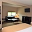 Qube Hotel - Polk City