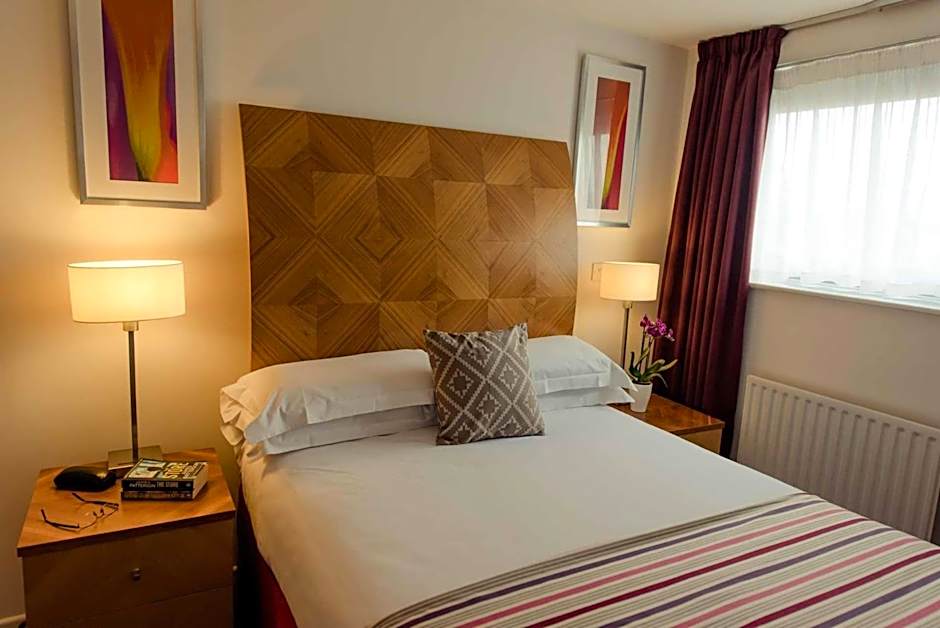 PREMIER SUITES Newcastle