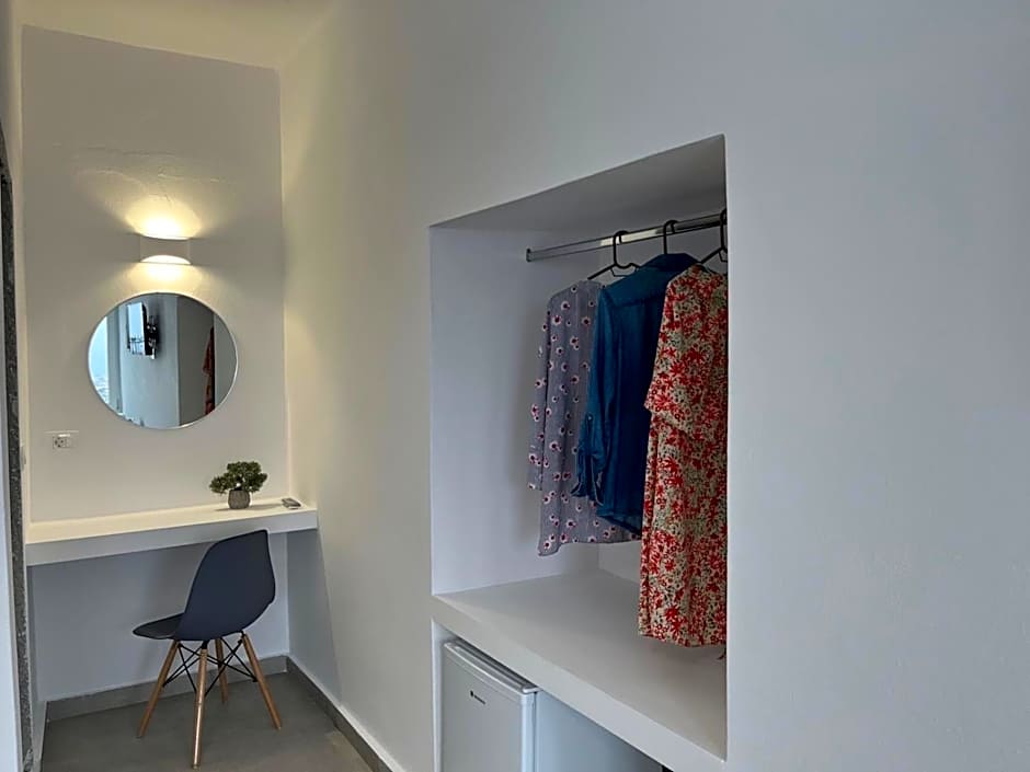 Firaxenia Rooms – Fira, UT